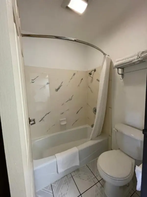 Chino Motel 6