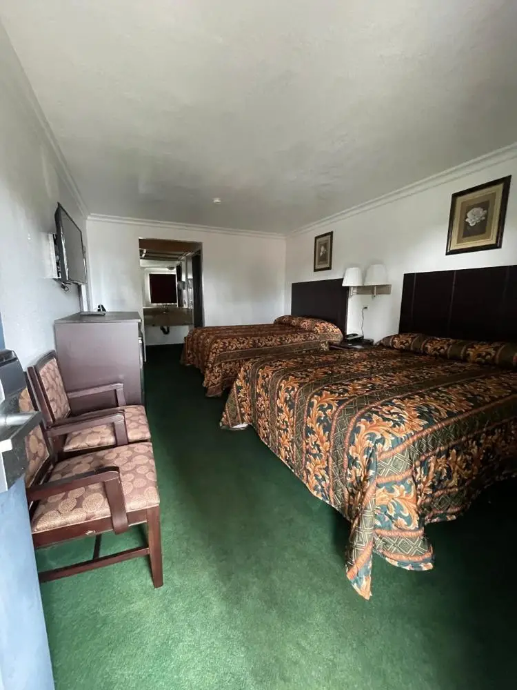 Large Double Room